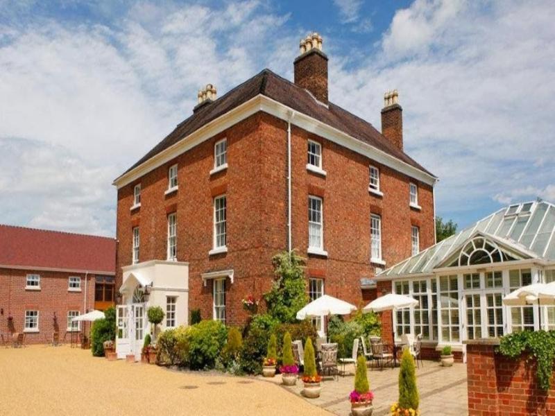 Hadley Park House Hotel Телфорд Екстериор снимка
