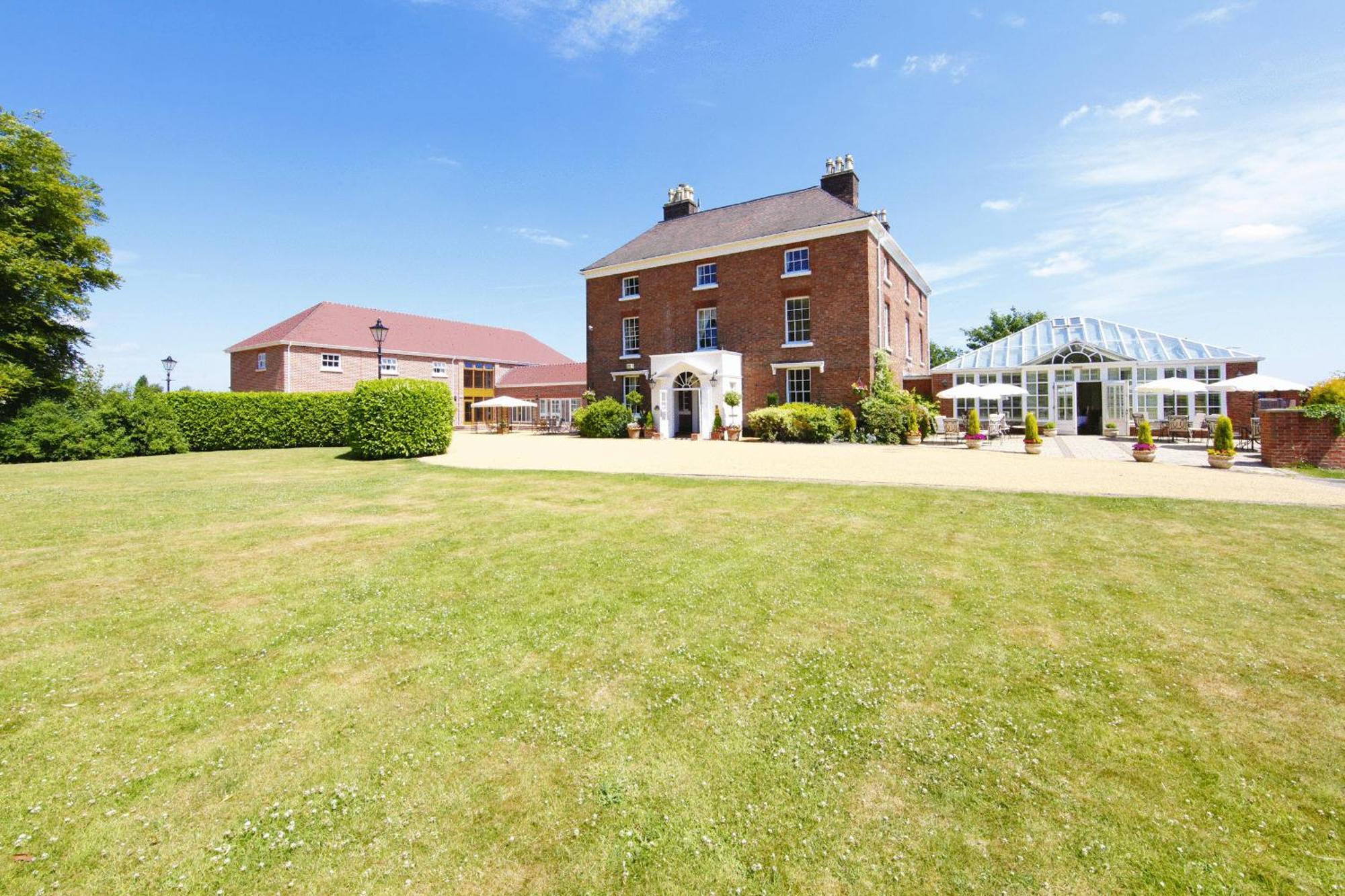 Hadley Park House Hotel Телфорд Екстериор снимка