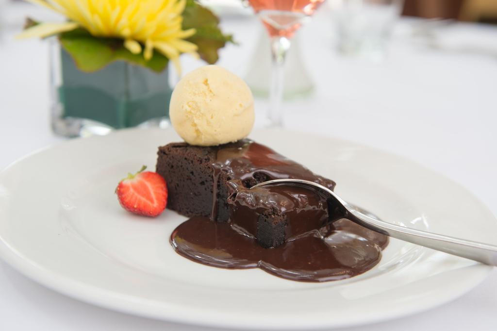 Hadley Park House Hotel Телфорд Екстериор снимка