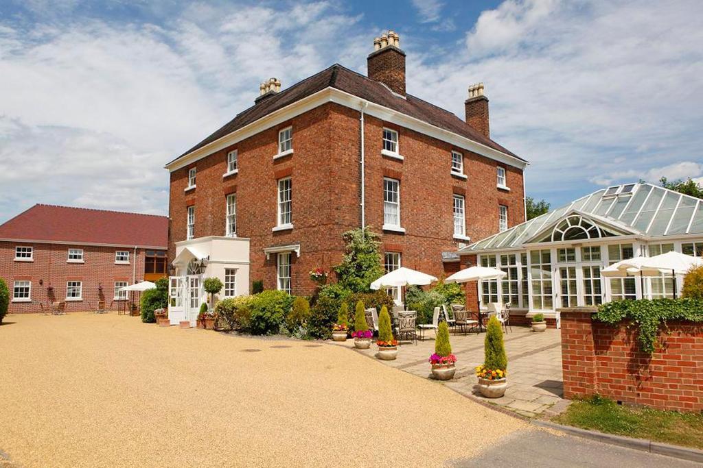 Hadley Park House Hotel Телфорд Екстериор снимка