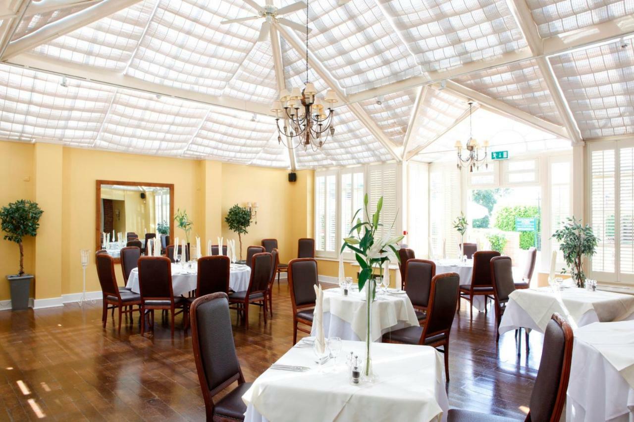 Hadley Park House Hotel Телфорд Стая снимка